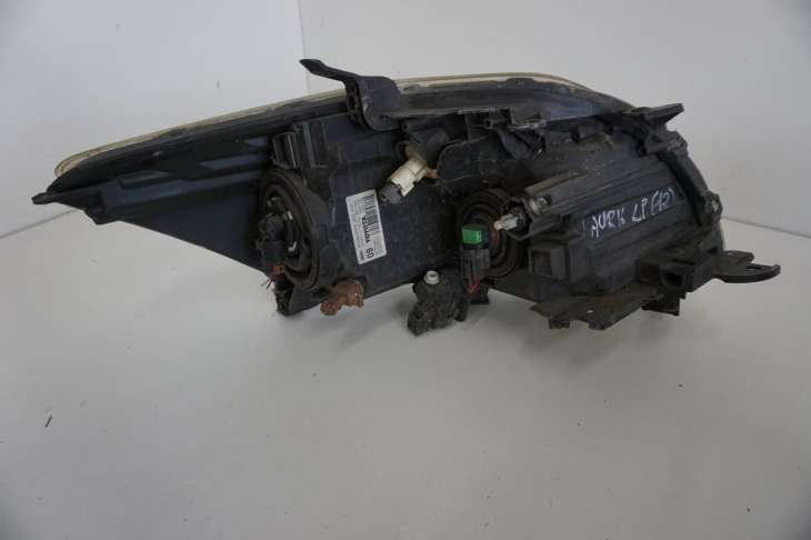 Toyota Auris I Lampa Lewa Przednia 81150-02470 - Image 4