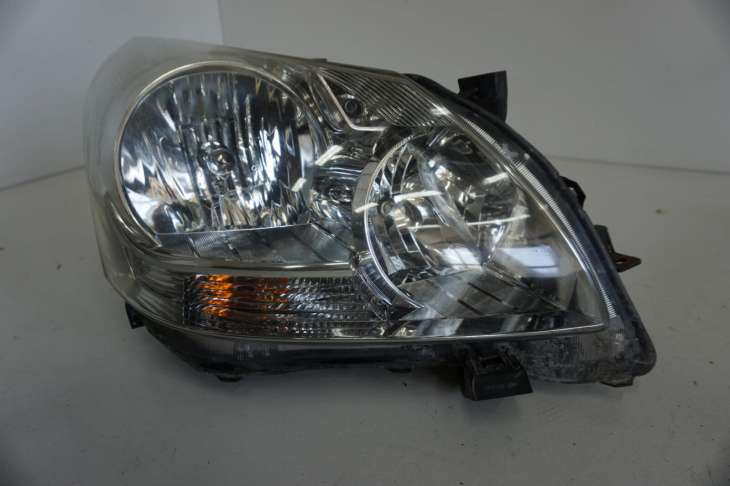 Toyota Verso Lampa Prawa Przednia 81110-0f010 ; 811300F110 - Image 2