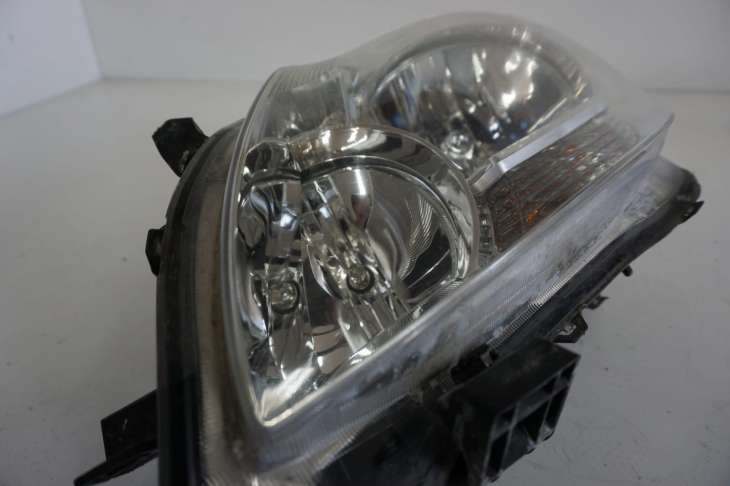 Toyota Verso Lampa Lewa Przednia 81150-0f110 ; 811700F110 - Image 3