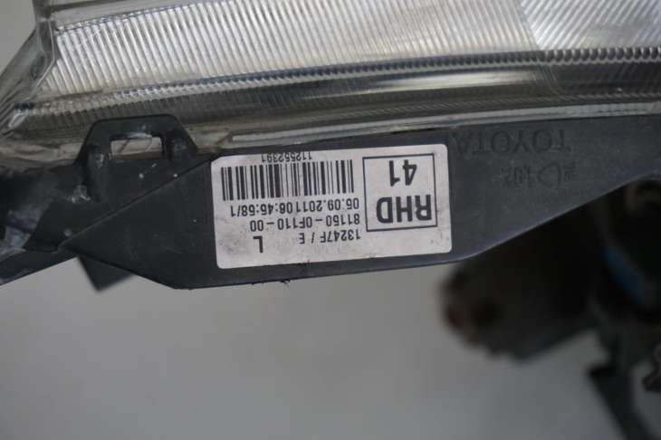 Toyota Verso Lampa Lewa Przednia 81150-0f110 ; 811700F110 - Image 7