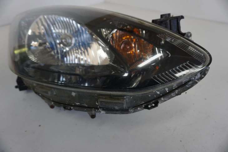 Mazda 2 II De Lampa Prawa Przednia 2009rok Nr.41 - Image 2