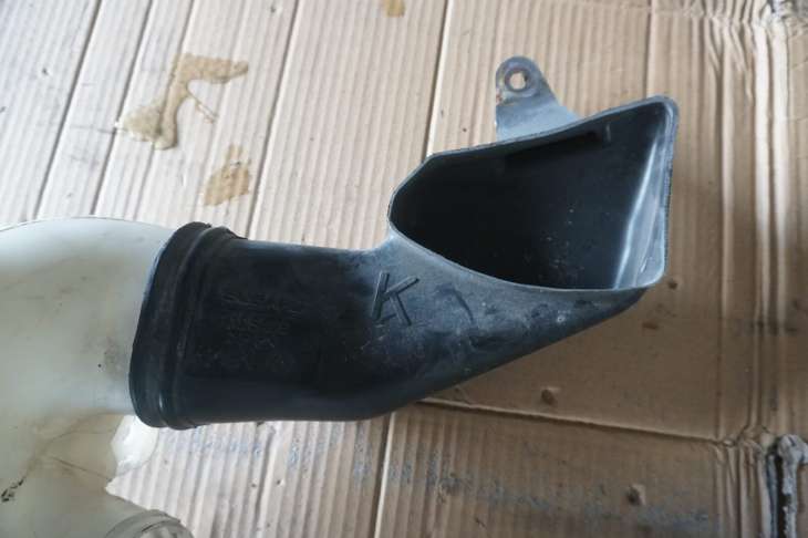 Subaru Forester II Sg Lift 2007rok 2.5t Ej255 Rezonator Powietrza 46040fe020 - Image 6