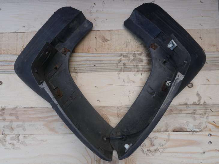Hyundai I800 H1 Chlapacze Przednie 86850-4h010 86860-4h010