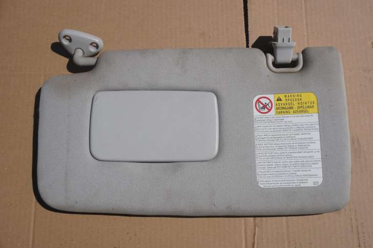 Subaru Forester Sj IV Osłony Przeciwsłoneczne Lampka - Image 2