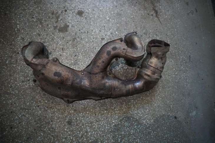 Subaru Forester Legacy Kolektor Wydechowy Katalizator Fcsa8 Ej204 44620aa540 - Image 2