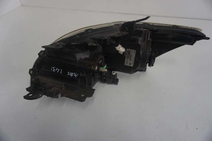 Toyota Auris E15 Lampa Przednia Prawa 81110-02480 Uk - Image 3