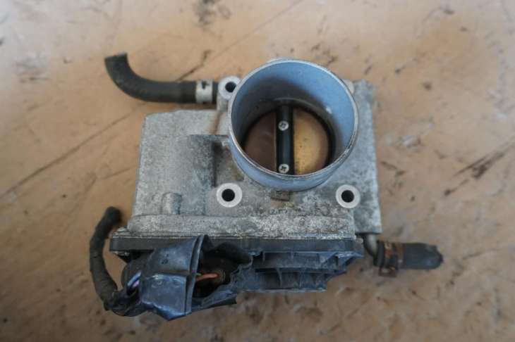 Mazda 3 Bk Przepustnica Z67713640 10l29h