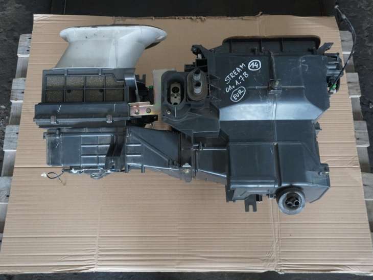 Honda Stream I Nagrzewnica Wentylator 2001rok Europa