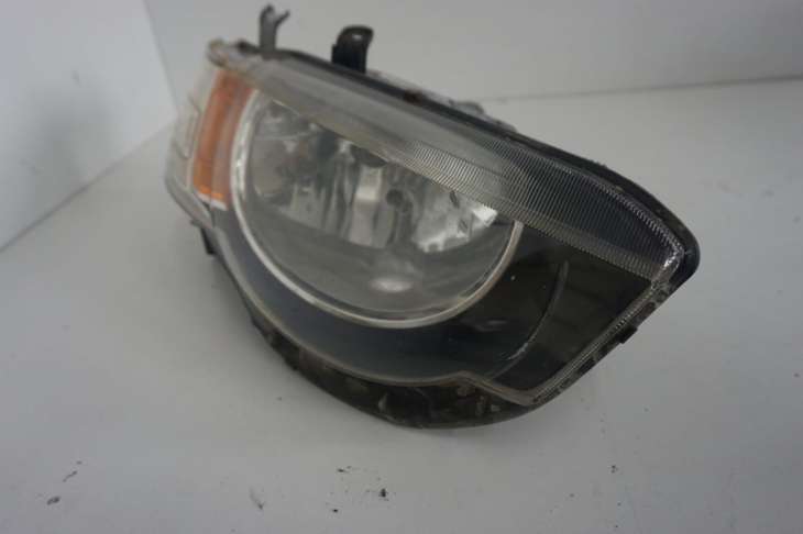 Mitsubishi Colt VI Lift Lampa Przednia Prawa 8301b182 - Image 5