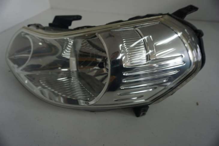 Suzuki Sx4 Lampa Przednia Lewa Nr.94 - Image 3