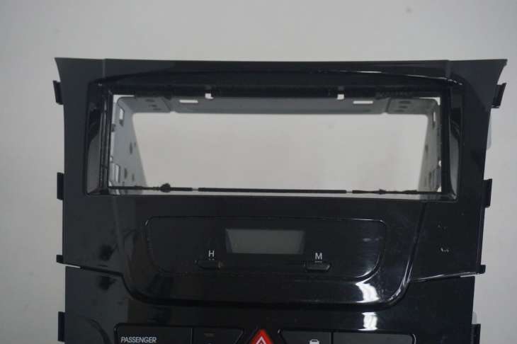 Hyundai I30 Panel Sterowania 97250-A6040 94510-A5000 - Image 3