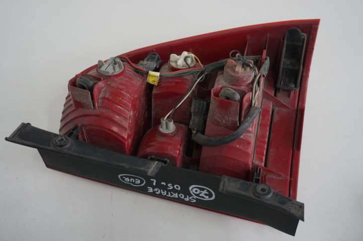 Kia Sportage II Lampa Tylna Lewa 92401-03000 Nr.70 - Image 7