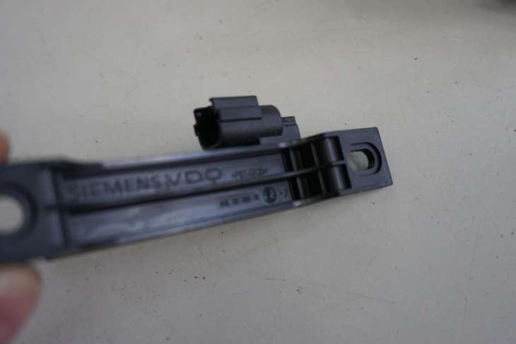 Nissan Czujnik Klucza Siemens 4080806900 - Image 3