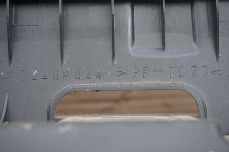 Mitsubishi Outlander II Mata Półka Bagażnika 7240a024 - Image 4