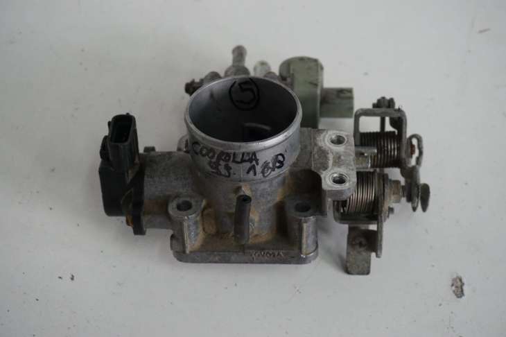 Toyota Corolla 1999r 1.6b Czujnik Przepustnica 89452-22090 22270-16060 Nr.5