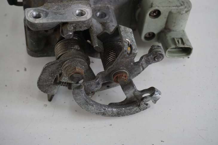 Toyota Corolla 1999r 1.6b Czujnik Przepustnica 89452-22090 22270-16060 Nr.5 - Image 6