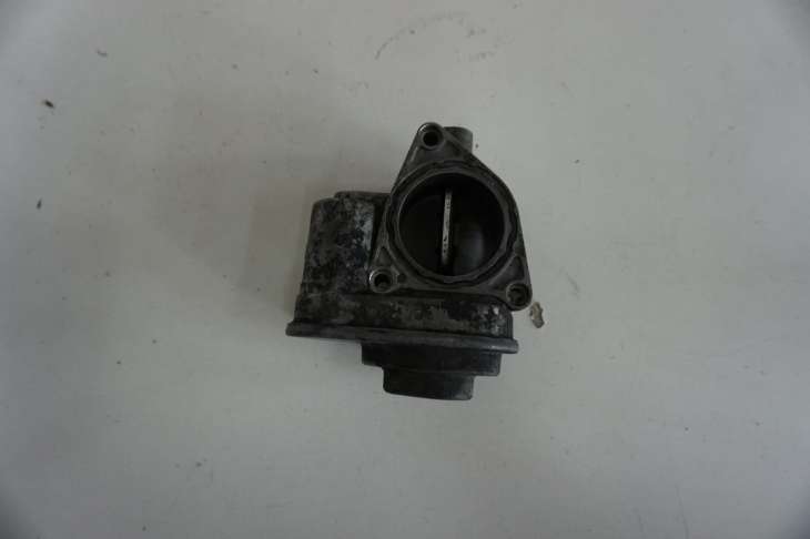 MITSUBISHI OUTLANDER II 2.0 DIESEL PRZEPUSTNICA 038128063G NR.23 - Image 3