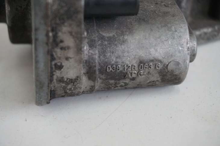 MITSUBISHI OUTLANDER II 2.0 DIESEL PRZEPUSTNICA 038128063G NR.23 - Image 5