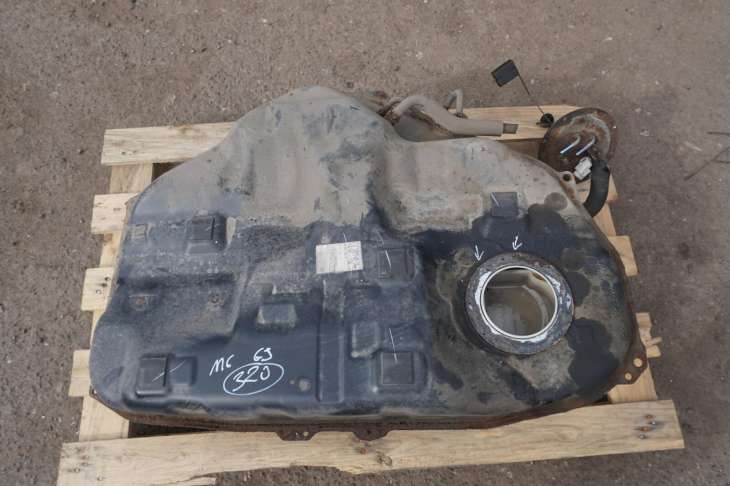 MAZDA 6 GJ ZBIORNIK PALIWA GHT2-42-105 GHT2-42-109