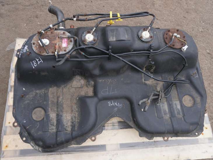 SUBARU IMPREZA GG GD ZBIORNIK PALIWA 42021SA030