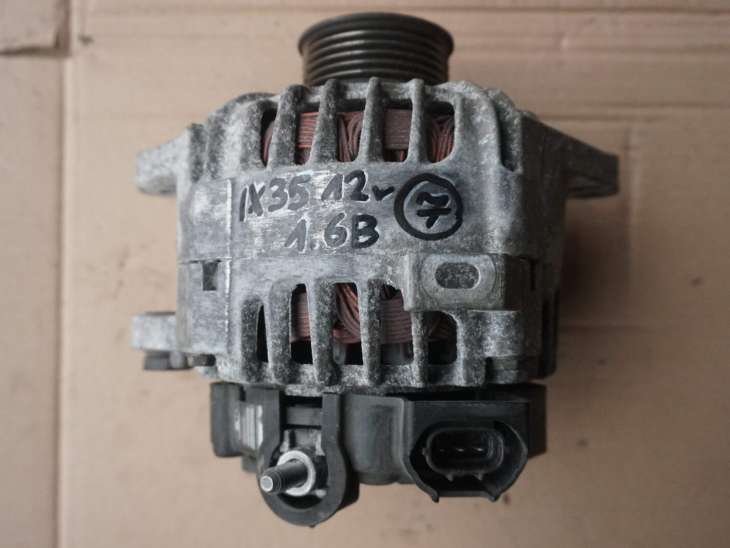 HYUNDAI IX35 2012R 1.6B G4FD ALTERNATOR 37300-2B600 99tys km (1)