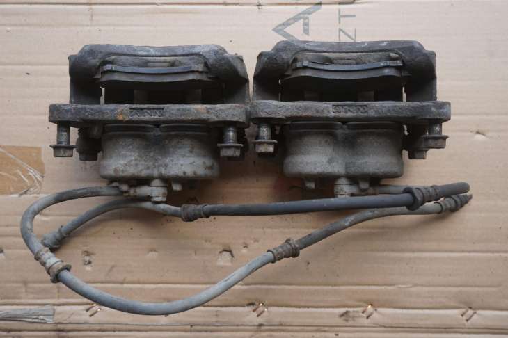 MITSUBISHI PAJERO III ZACISK HAMULCOWY PRZEDNI LEWY PRAWY 3.2DID - Image 3