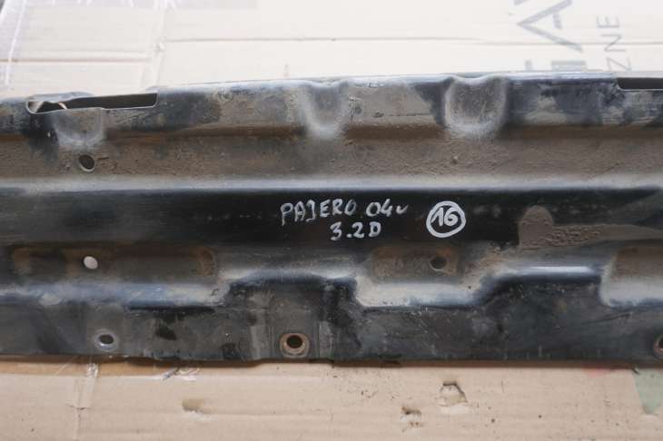 MITSUBISHI PAJERO III BELKA DOLNA PAS PRZEDNI - Image 2