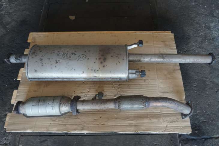 HYUNDAI I800 H1 Starex 2.5CRDI D4CB 2008R TLUMIK 287004H200 ; 289504A460 ; 286104H250