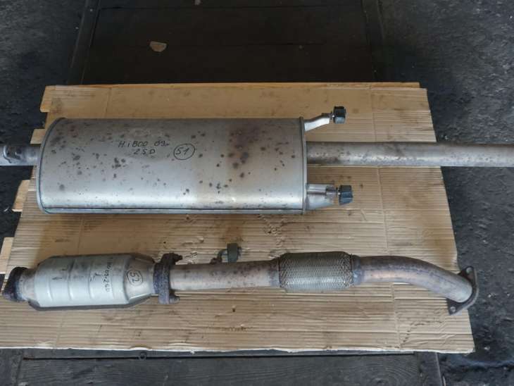 HYUNDAI I800 H1 Starex 2.5CRDI D4CB 2008R TLUMIK 287004H200 ; 289504A460 ; 286104H250