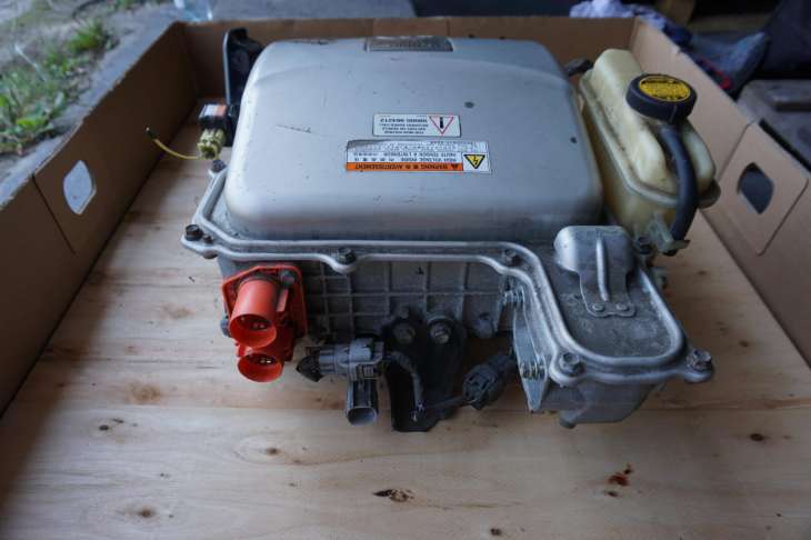 TOYOTA PRIUS II FALOWNIK INWERTER G9200-47121 2006rok NR.68 - Image 5