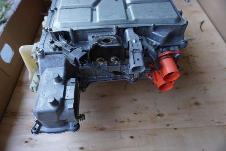 TOYOTA PRIUS II FALOWNIK INWERTER G9200-47121 2006rok NR.68 - Image 8
