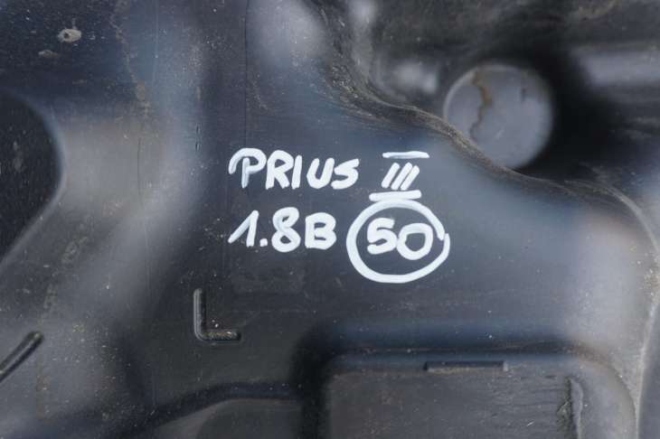 TOYOTA PRIUS III XW30 2009-2015R 1.8B HYBRYDA ZBIORNIK PALIWA 77111-0BJ00 ; 7700147120 - Image 2
