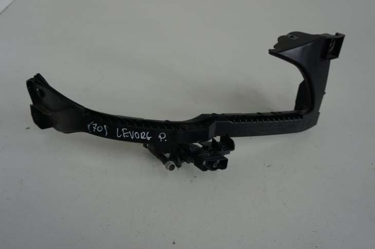 SUBARU LEVORG LISTWA POD LAMPE PRAWA 57707VA000