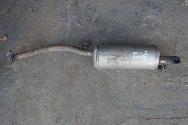 TOYOTA PRIUS III XW30 2009-2015R 1.8B HYBRYDA TLUMIK KONCOWY 13715 ; 1743037300