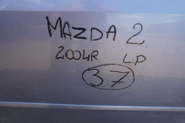 MAZDA 2 DY DRZWI LEWE PRZEDNIE 2004rok - Image 2