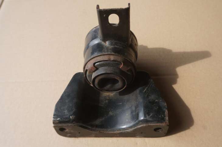 SUZUKI SWIFT MK6 III PODUSZKA SILNIKA 2006-2010rok - obrazek 2