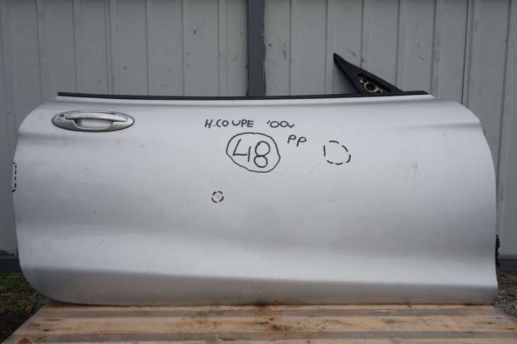 HYUNDAI COUPE I 1996-2001R DRZWI PRAWE PRZEDNIE 7600427030 ; 7600427040 ; 7600427031