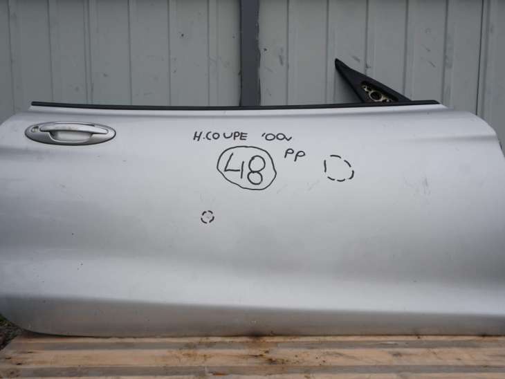 HYUNDAI COUPE I 1996-2001R DRZWI PRAWE PRZEDNIE 7600427030 ; 7600427040 ; 7600427031
