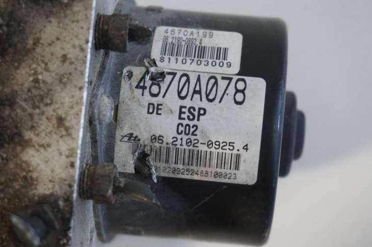 MITSUBISHI GRANDIS POMPA ABS STEROWNIK 4670A078 06.2102-0925.4 NR70 - Image 4