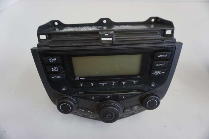 HONDA ACCORD VII RADIO PANEL KLIMATYZACJI 39050-SEF-E510-M1