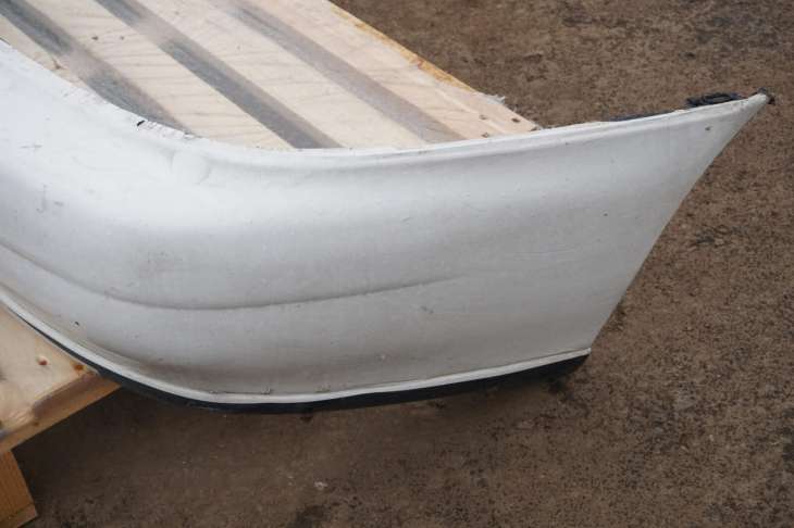 SUBARU IMPREZA ZDERZAK TYLNY 57720FA040 - Image 3