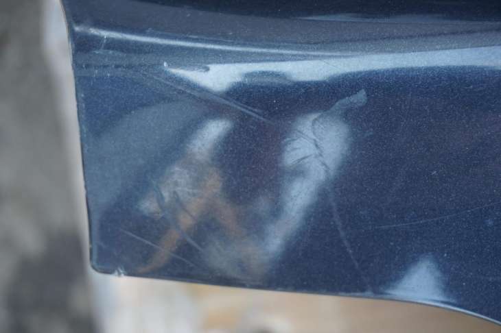 VOLVO S40 KLAPA BAGAŻNIKA SPOILER 2001rok - Image 3