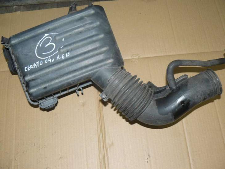 Kia Cerato 2005r 1.6b Obudowa Filtra Powietrza - Image 2