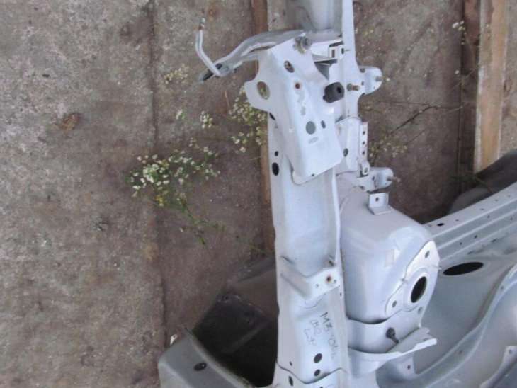 Mazda 3 2004 2005 2006r Podłużnica Lewa Ćwiartka