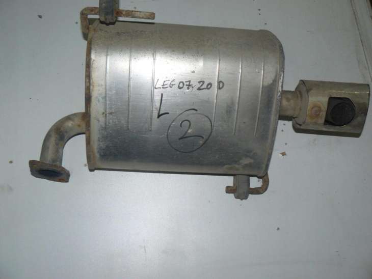 Subaru Lebacy IV 2007r 2.0diesel Tłumik Lewy - Image 3