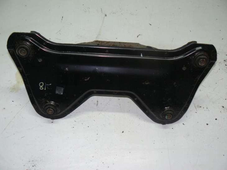 Hyundai Santa Fe 2004r Belka Tylna Zawieszenia - Image 3