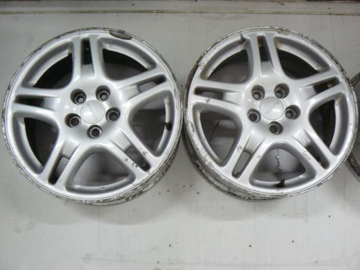 Subaru Forester Legacy Felgi 16x6.5 5x100 Et55