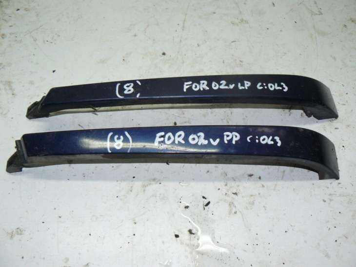 Subaru Forester Sf Lift 2001r Listwa Pod Lampe 0l3