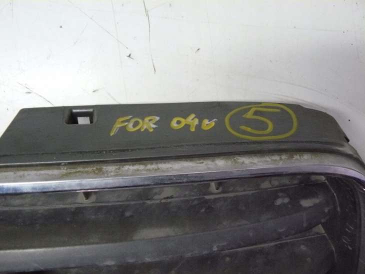 Subaru Forester II Sg 2004r Atrapa Grill - Image 3