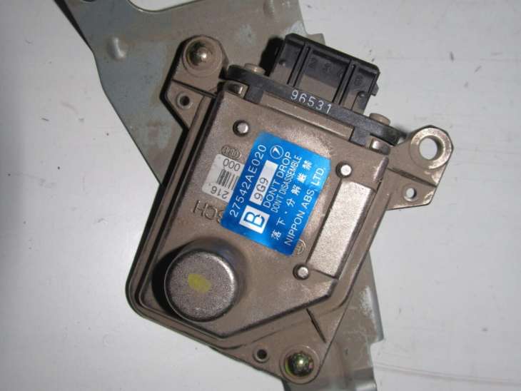 Subaru Legacy III Moduł Vdc Esp 27542ae020